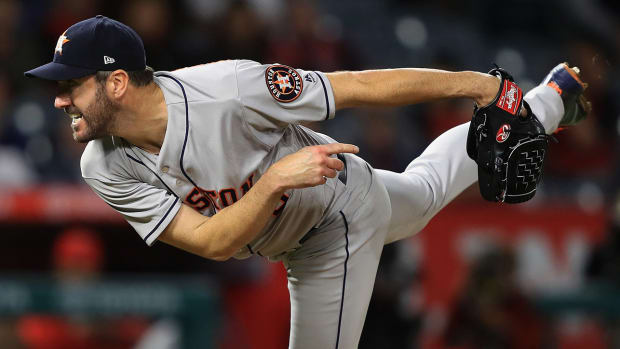 justin-verlander-astros-angels-2500-strikeouts.jpg